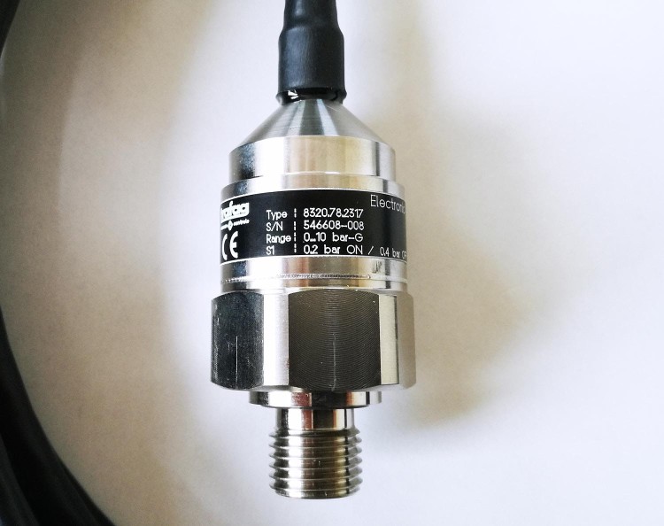 Przełącznik Ciśnienia 10 bar Trafag